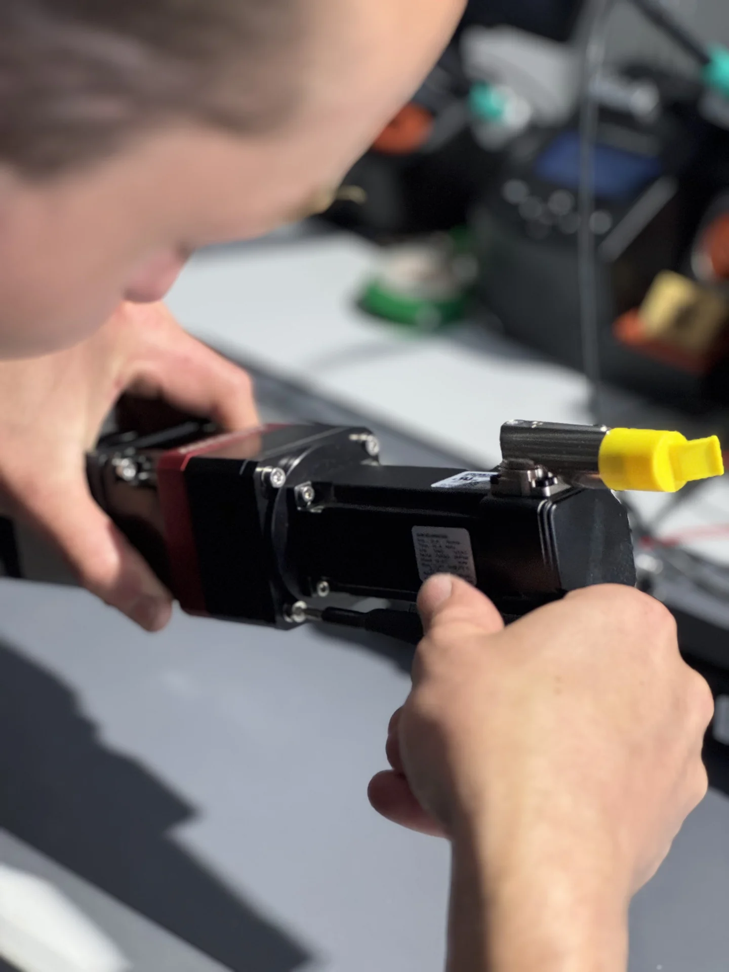 Elara thrust vector control assembly